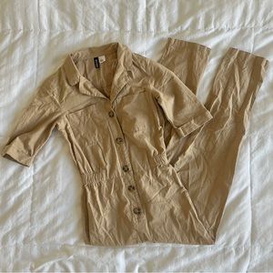 ❌SOLD❌ Tan/Nude Button Up Jumpsuit